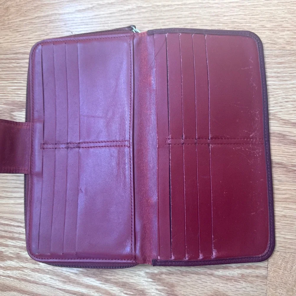 Longchamp France Burgundy Leather Zip Around Wallet Wristlet Clutch Horse Logo
